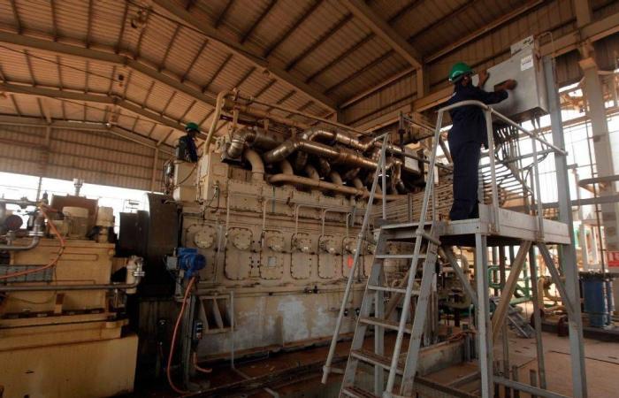 مباحثات
      سودانية
      -
      جنوب
      سودانية
      حول
      الطاقة
      والبترول
      عقب
      الاتفاق
      الثلاثي