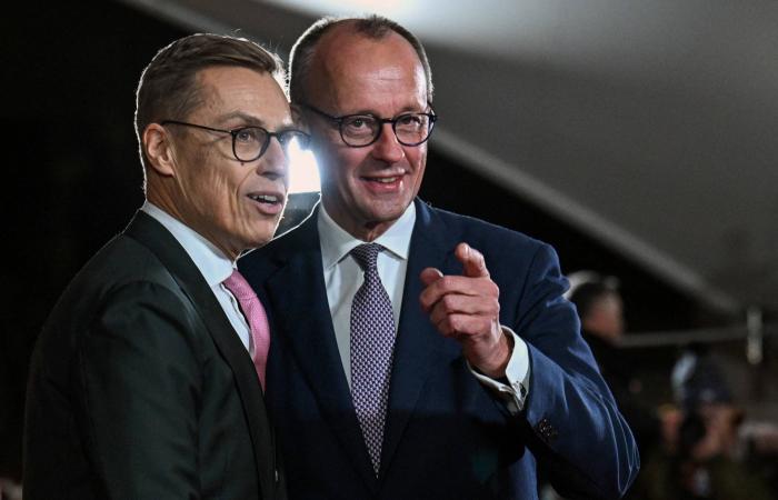 روسيا:
      مشاركة
      الأوروبيين
      في
      مفاوضات
      أوكرانيا
      «لا
      تبشّر
      بالخير»