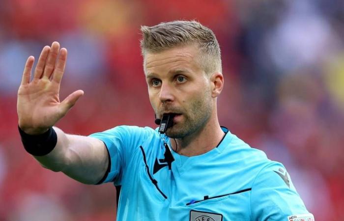 السويدي نيبرج يدير نهائي كأس العرب