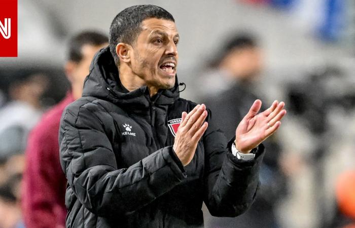 متابعة: "لا يضرّه تحقيق الفضية".. مدرب الأردن يمازح مواطنه طارق السكتيوي قبل النهائي مع المغرب