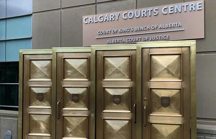 In
      Calgary
      courts:
      Hearing
      to
      determine
      if
      youth
      killer
      to
      be
      sentenced
      as
      adult
      delayed
      as
      defence
      seeking
      autism
      report