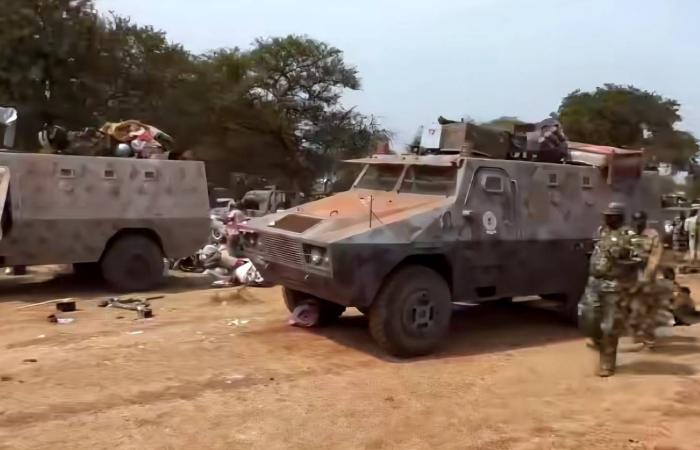 حكومة
      نيالا
      تنفي
      التنسيق
      مع
      حكومة
      بورتسودان
      على
      تأمين
      حقول
      «هجليج»