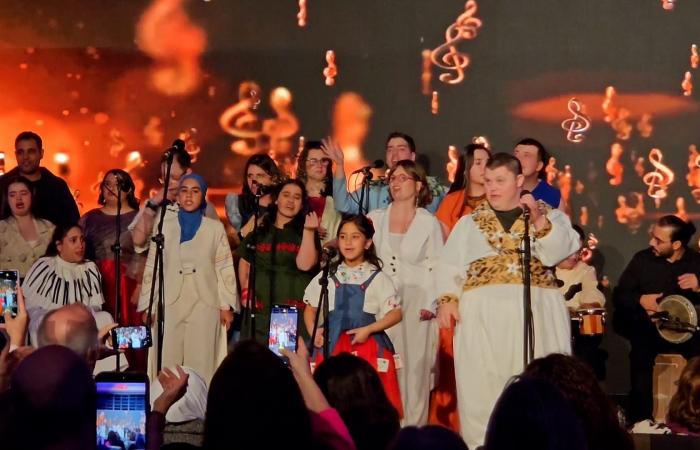 الأردن..عرض أزياء لذوي الاحتياجات الخاصة يحتفي بتصاميم من تجاربهم الشخصية