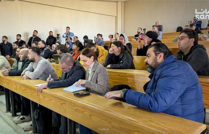 جلسة
      ثانية
      لمحاكمات
      أحداث
      الساحل
      السوري