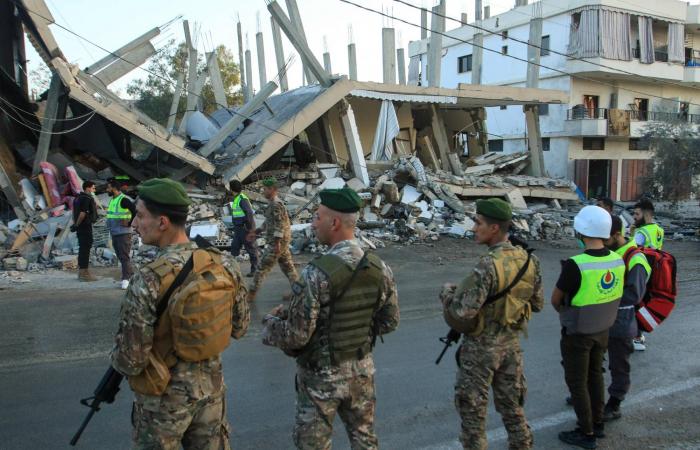 إسرائيليون
      يعبرون
      الحدود
      إلى
      غزة
      مطالبين
      بإعادة
      احتلال
      القطاع