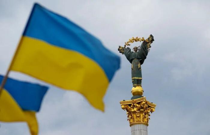 Military
      intelligence
      operative
      accused
      of
      lying
      to
      superiors
      over
      Ukraine
      contacts