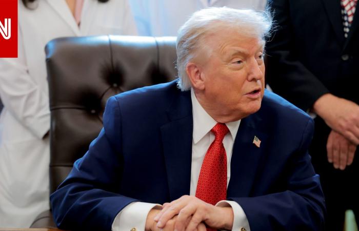 متابعة: ترامب: لا أستبعد احتمال نشوب حرب مع فنزويلا.. ومادورو يعرف تحديدا ما أريده