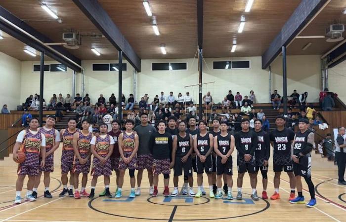 New
      Filipino
      basketball
      league
      a
      slam
      dunk
      in
      Prince
      George,
      B.C.