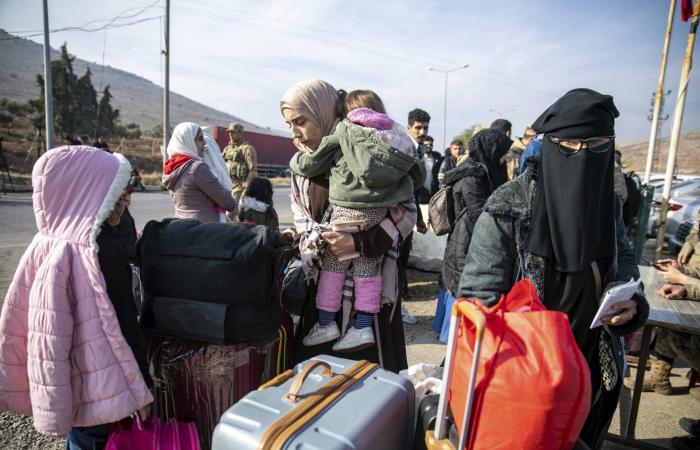 إقرار
      بناء
      19
      مستوطنة
      بالضفة
      واستمرار
      الخروقات
      في
      غزة