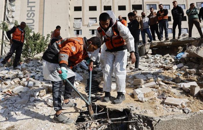 ساعر:
      «حماس»
      تحاول
      ترسيخ
      سيطرتها
      على
      غزة...
      ولن
      نقبل
      ذلك