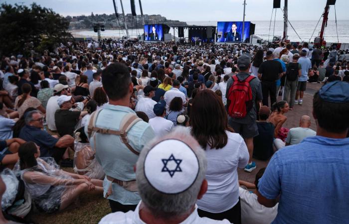 رئيس
      أركان
      الجيش:
      70
      %
      من
      مقاتلي
      «طالبان
      باكستان»
      مواطنون
      أفغان