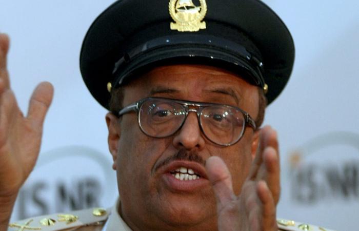 ضاحي خلفان يكشف عن 3 أسباب لفشل الوحدة العربية ونجاحها في الغرب