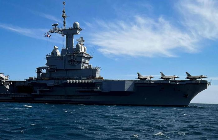 هجوم
      أوكراني
      بمسيرات
      يلحق
      أضراراً
      بسفينتين
      في
      كراسنودار
      الروسية