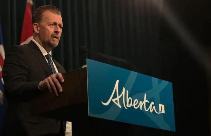 1
      year
      ago,
      Alberta’s
      premier
      sought
      to
      lock
      down
      a
      ‘leaky’
      border.
      Here’s
      what’s
      happened
      since