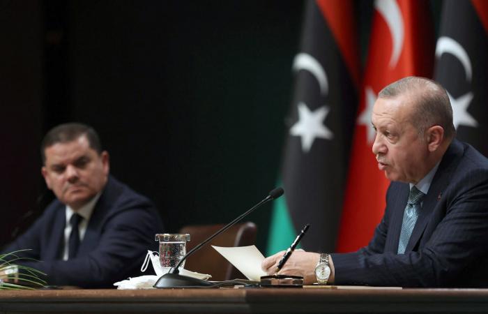 تركيا تعلن فتح تحقيق بشأن سقوط طائرة رئيس الأركان الليبي