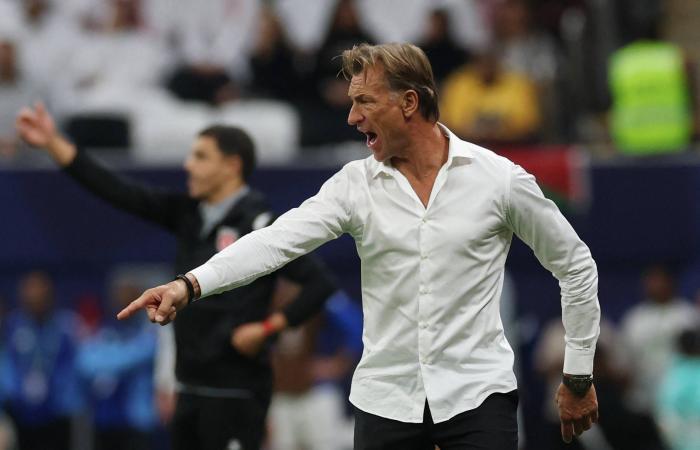 غالتييه:
      لن
      ننظر
      إلى
      ترتيب
      «النجمة»
      في
      «الدوري
      السعودي»