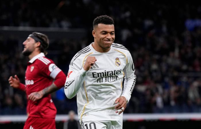 «أمم
      أفريقيا»:
      فاي
      تحت
      الضغط
      في
      مشوار
      «الفيلة»
      للاحتفاظ
      باللقب