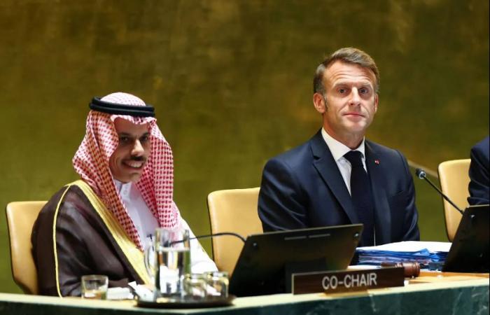 أطراف
      النزاع
      في
      اليمن
      يتفقون
      على
      تبادل
      2900
      محتجز