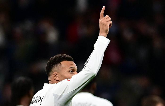 «أمم
      أفريقيا»:
      فاي
      تحت
      الضغط
      في
      مشوار
      «الفيلة»
      للاحتفاظ
      باللقب