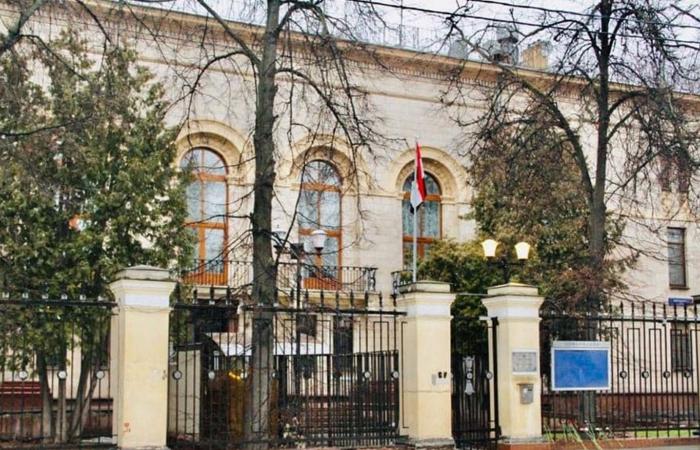 قضاء
      العراق
      «يجرم»
      المتورطين
      في
      الحرب
      الروسية
      -
      الأوكرانية