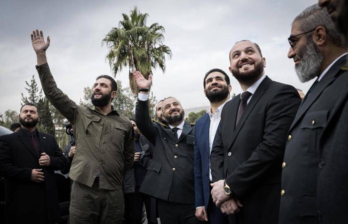 ترمب
      «عرَّاب»
      اتفاق
      وقف
      إطلاق
      النار
      في
      غزة