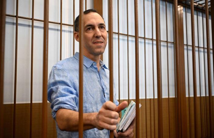 الشرطة
      السويدية
      تحقق
      في
      حادث
      أوقع
      إصابات
      ببودين
      شمال
      البلاد