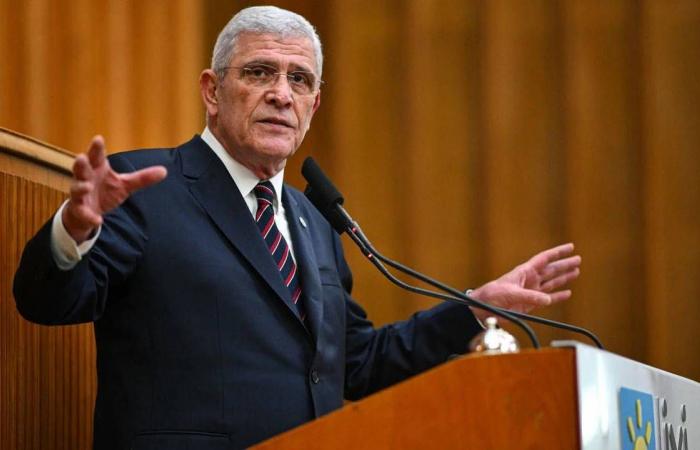 إسرائيل
      تخطط
      لاستثمار
      110
      مليارات
      دولار
      لتعزيز
      استقلال
      صناعتها
      العسكرية