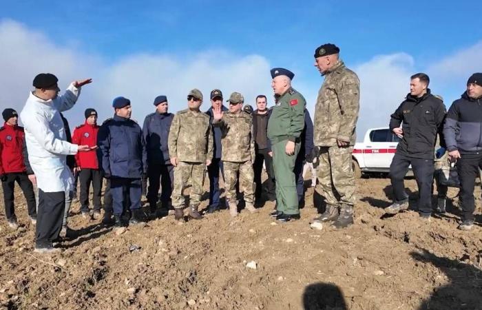 تركيا
      تكثف
      التحقيقات
      في
      أسباب
      تحطم
      طائرة
      رئيس
      أركان
      الجيش
      الليبي