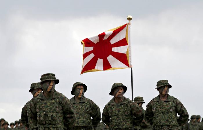 الحكومة
      اليابانية
      تقر
      ميزانية
      دفاع
      قياسية
      تهدف
      إلى
      ردع
      الصين