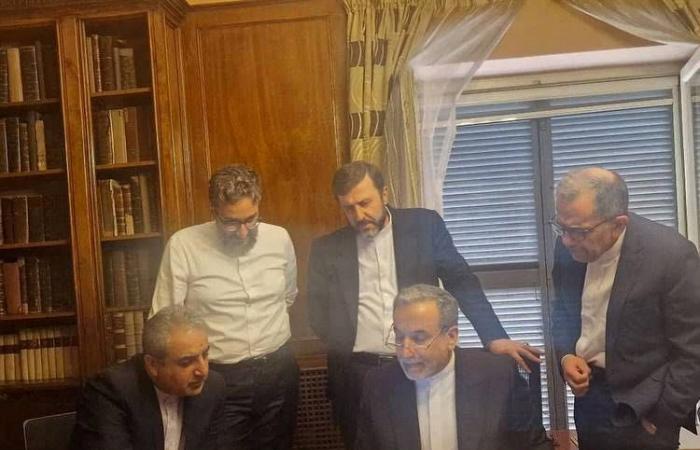 «مطرقة
      الليل»
      في
      2025...
      ترمب
      ينهي
      «أنصاف
      الحلول»
      في
      إيران