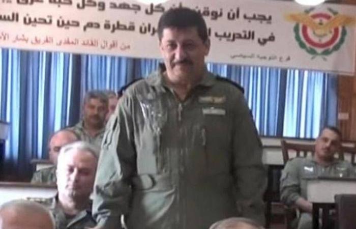 جنرالات
      هاربون
      يخططون
      لتمرد
      في
      سوريا
      من
      المنافي