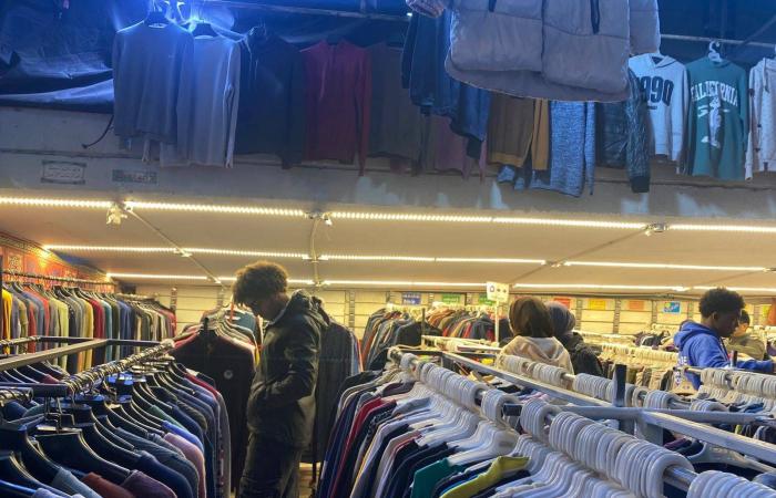 «بالة
      الملابس»
      تكسب
      زبائن
      جدداً
      في
      مصر
      وتزعج
      المصنّعين