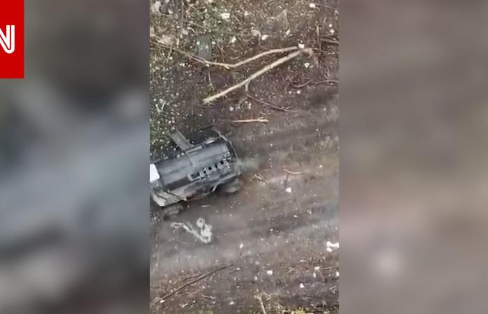 متابعة: شاهد كيف أنقذت مركبة مسيّرة جنديًا أوكرانيًا مصاب حاصره الجيش الروسي لـ33 يومًا