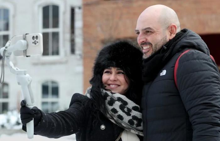 How
      a
      half-dozen
      tourists
      spent
      Christmas
      Day
      in
      Ottawa