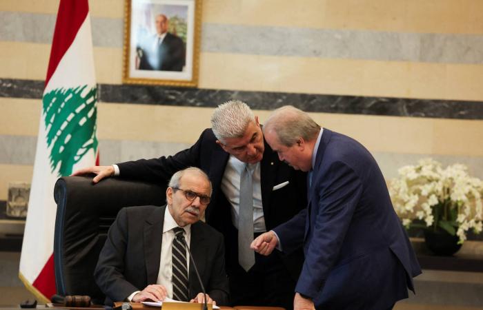 الحكومة
      اللبنانية
      تقرّ
      مشروع
      قانون
      «استرداد
      الودائع»
      رغم
      الاعتراضات