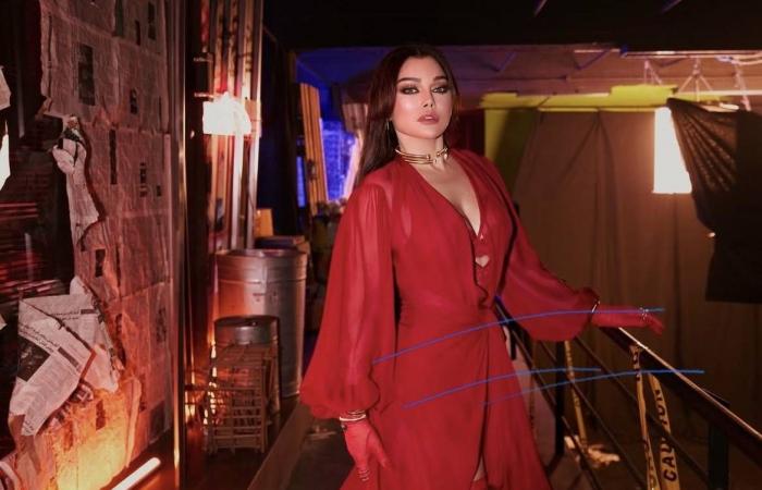 مي
      كساب:
      أعوّض
      غيابي
      عن
      الحفلات
      بالغناء
      في
      السينما