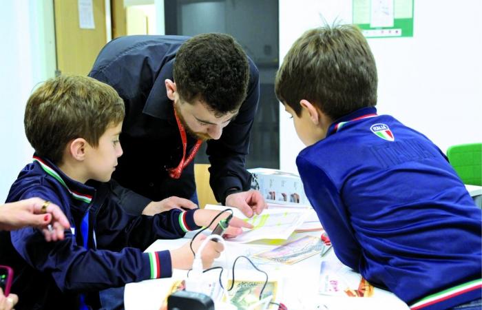 الاتصالات تشارك في فعالية يوم الطفل الإيطالي