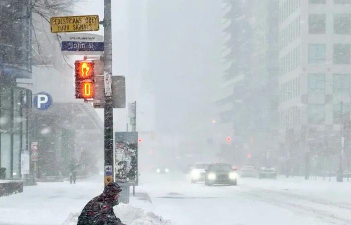 Snow,
      ice
      pellets
      and
      fog
      —
      oh
      my.
      Large
      swaths
      of
      Canada
      feel
      winter's
      icy
      wrath