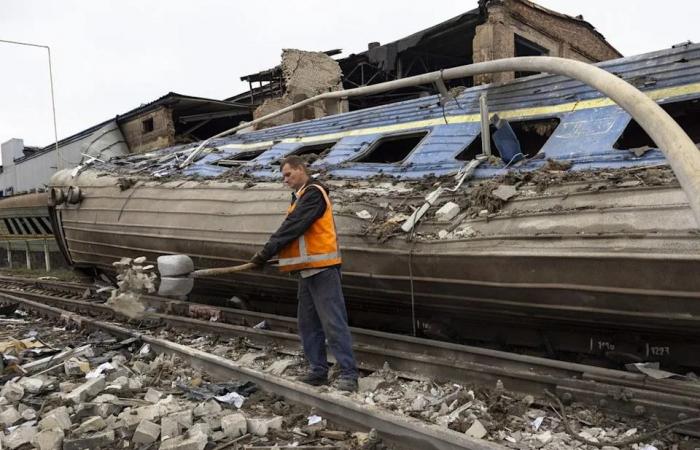 No
      place
      to
      call
      home:
      A
      Russian-Ukrainian
      couple
      in
      Calgary
      worries
      about
      what's
      next