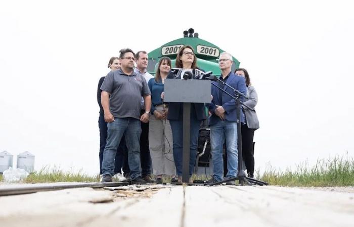 Carla
      Beck
      reflects
      on
      2025
      and
      looks
      forward
      to
      new
      year
      for
      Sask.
      NDP