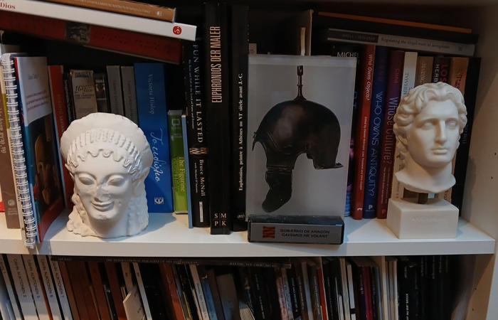 ساهم بالعديد من الاكتشافات.. عالم الآثار الجنائية هذا في مهمة بحث عن الكنوز المهرّبة