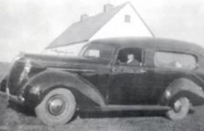 From
      hearses
      to
      ambulances:
      New
      book
      traces
      P.E.I.’s
      history
      of
      emergency
      care