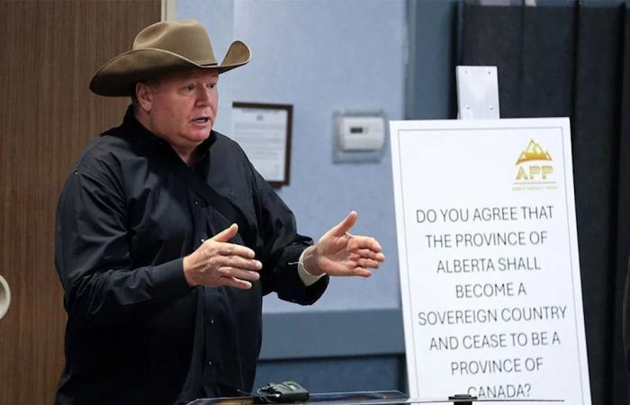 Braid:
      Alberta
      will
      vote
      on
      separation
      in
      2026.
      If
      it
      passes,
      where
      will
      Smith
      stand?