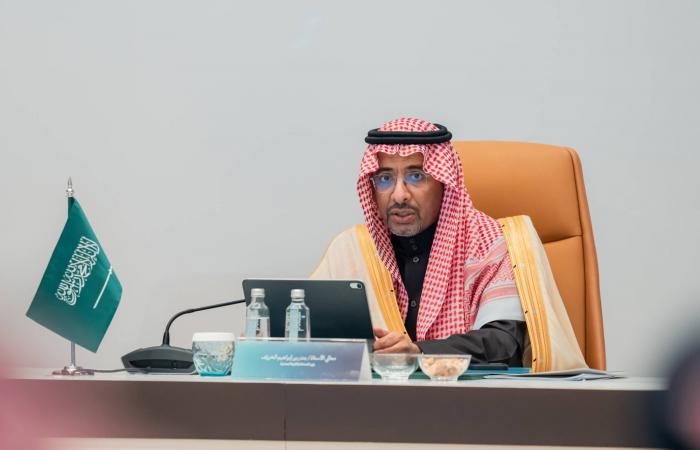 حاكم
      «مصرف
      سوريا»:
      حذف
      صفرين
      من
      الليرة...
      وسريان
      العملة
      الحالية
      لـ3
      أشهر