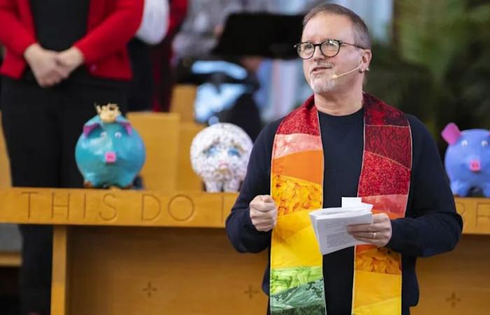 Empty
      pews:
      Rural
      Manitoba
      churches
      struggle
      to
      find
      ministers