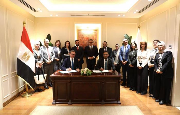 مصر:
      هروب
      جماعي
      لمدمنين
      يثير
      تساؤلات
      بشأن
      طبيعة
      عمل
      المصحّات