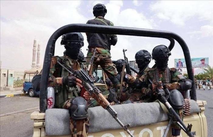 انتقاد
      الفساد
      يقود
      نشطاء
      الحوثيين
      إلى
      المعتقلات