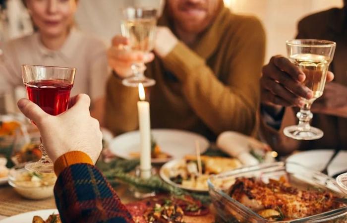 How
      long
      are
      leftovers
      good
      in
      the
      fridge?
      And
      more
      holiday
      food
      safety
      tips