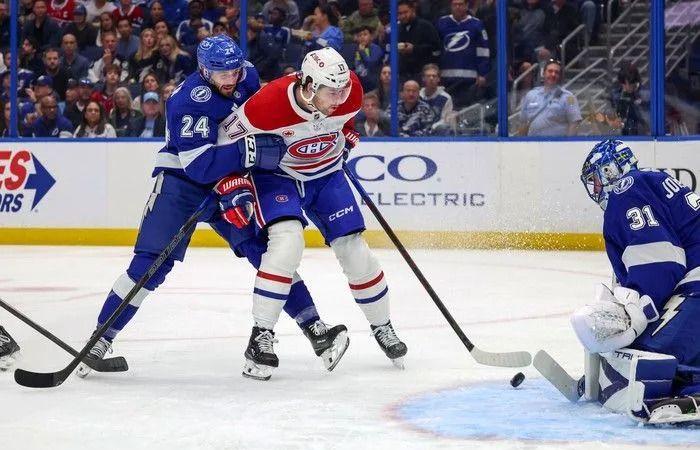 Hidden
      Game:
      Canadiens
      fall
      short
      in
      shootout
      loss
      to
      Lightning
      after
      valiant
      comeback