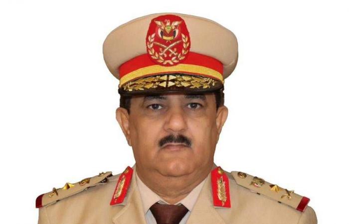 «التحالف»
      يطلب
      إخلاء
      ميناء
      المكلا
      اليمني
      استعداد
      لتنفيذ
      عملية
      عسكرية